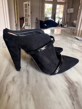 Chinese Laundry Black Pointed Mary Jane Double-Strap Mules